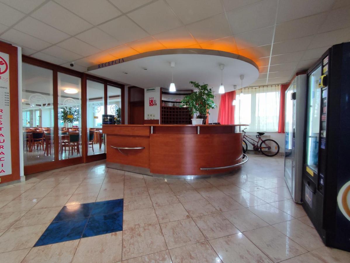 Hotel Jurki Dom Bratysława Zewnętrze zdjęcie