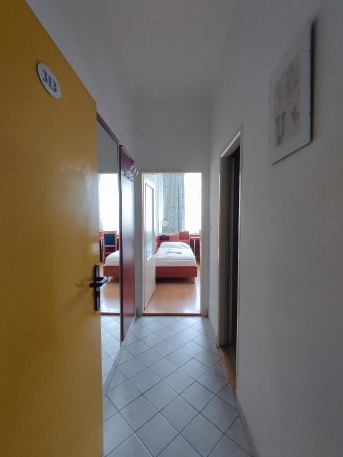 Hotel Jurki Dom Bratysława Zewnętrze zdjęcie