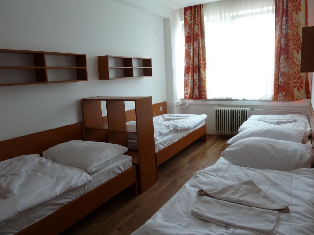 Hotel Jurki Dom Bratysława Zewnętrze zdjęcie